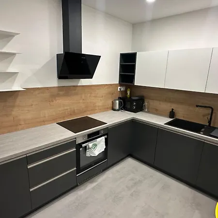 Pod Chocom, Dolny Kubin Apartment