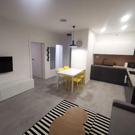 Pod Chocom, Dolny Kubin Appartement *
